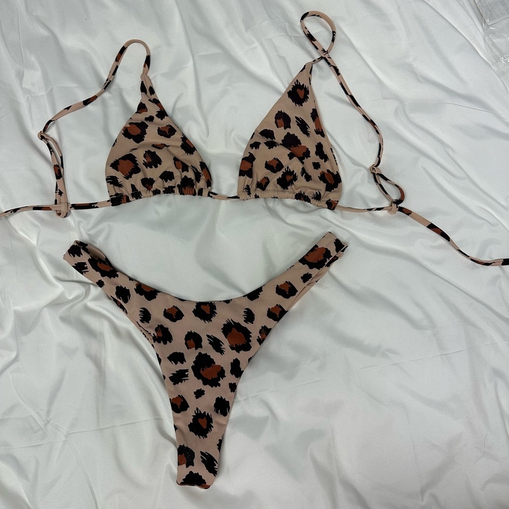 Lahana swim leopard bikini